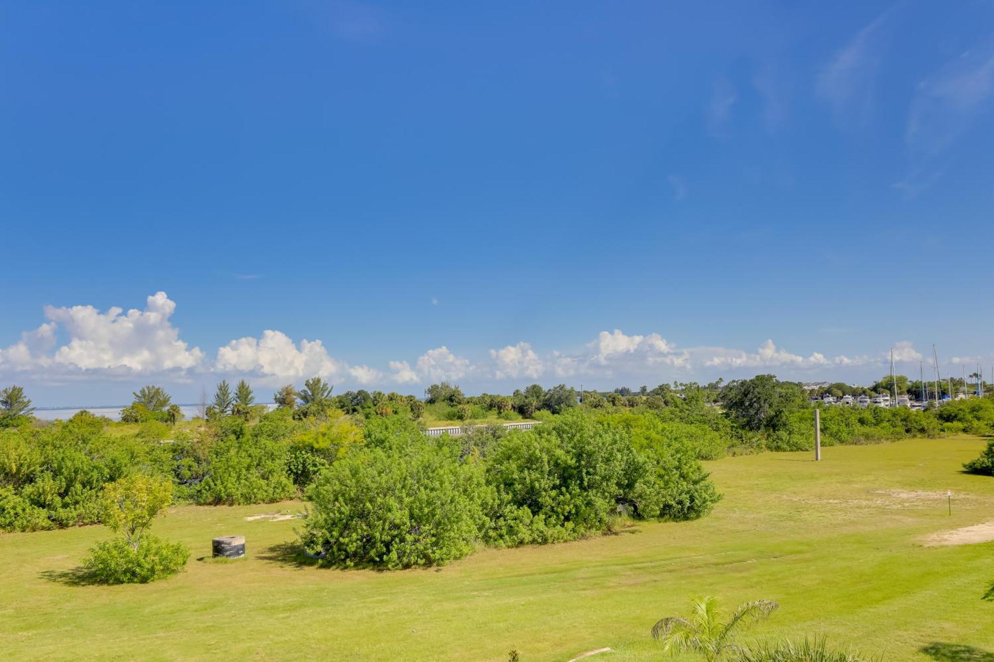 Coastal-Zen Ruskin Retreat Less Than 1 Mi To Beach! Esterno foto
